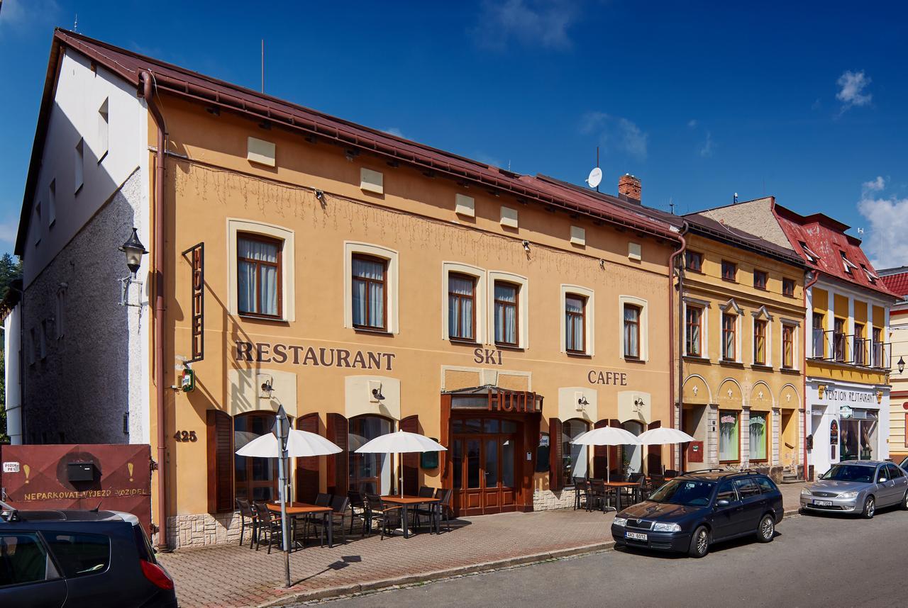 Ski Hotel Свобода-Над-Упоу Экстерьер фото